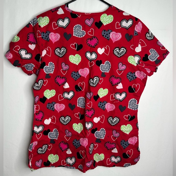 Scrubstar Valentine’s Day Heart Print multi color Scrub Top. Size M - Picture 3 of 10